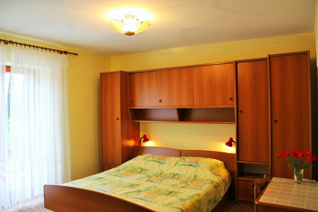 スラノ Antun Mozara Family House Bed & Breakfast エクステリア 写真