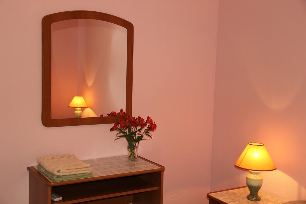 スラノ Antun Mozara Family House Bed & Breakfast エクステリア 写真